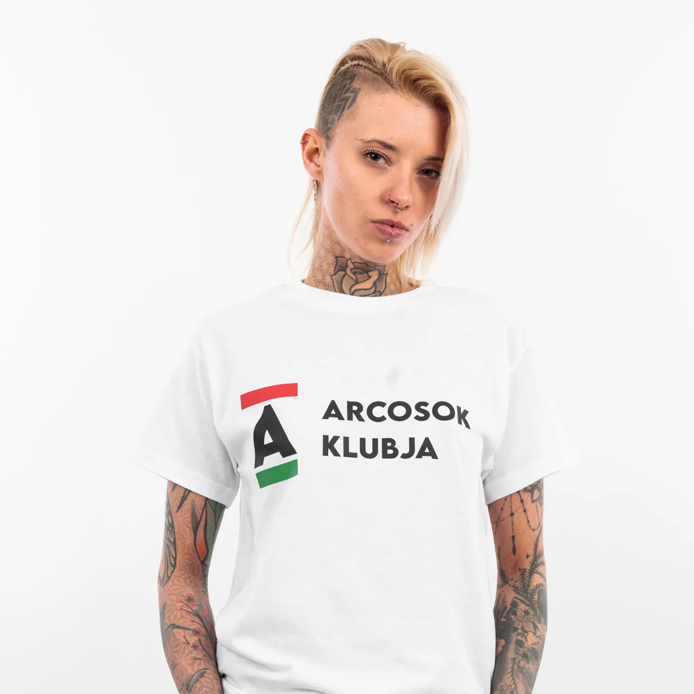 Arcosok Klubja Modellen Fehér